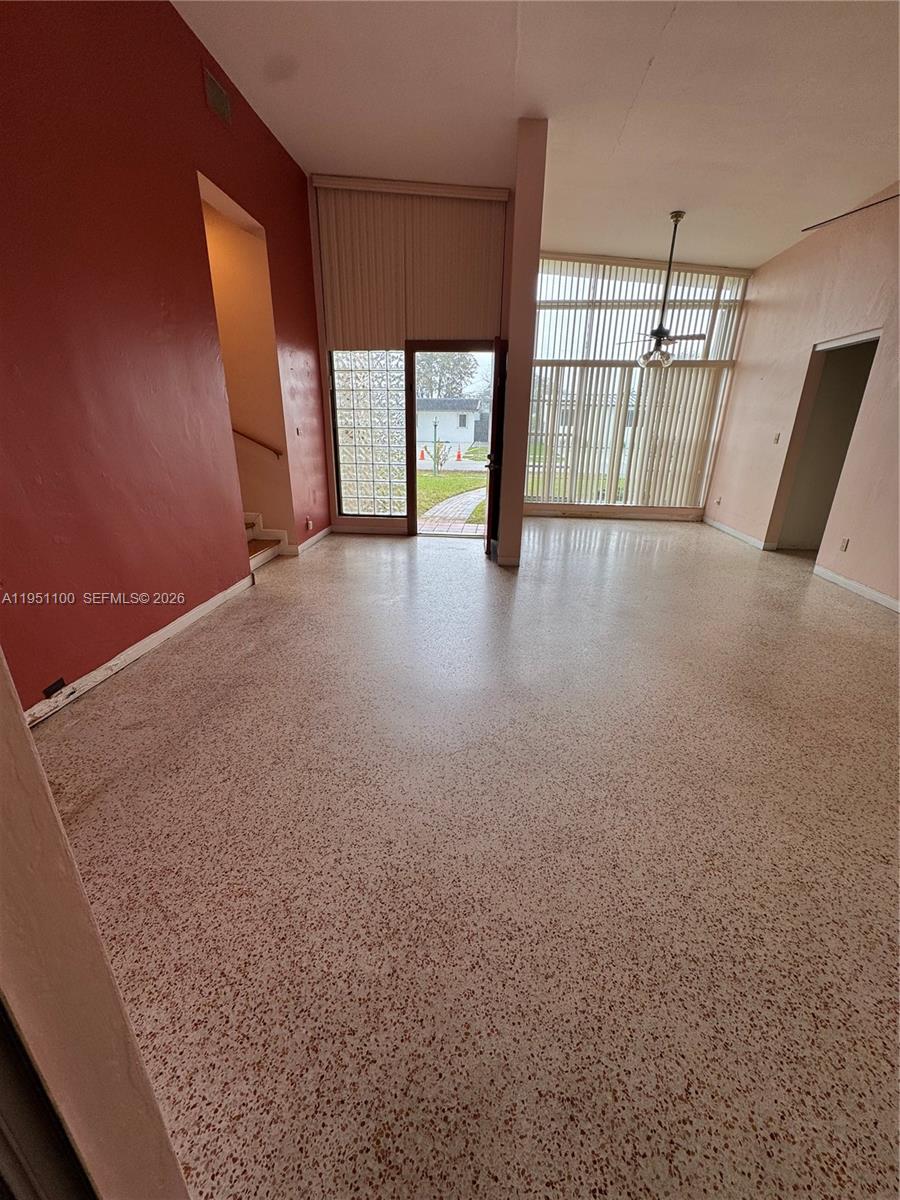 CORAL WAY VILLAGE SEC A P - Residential