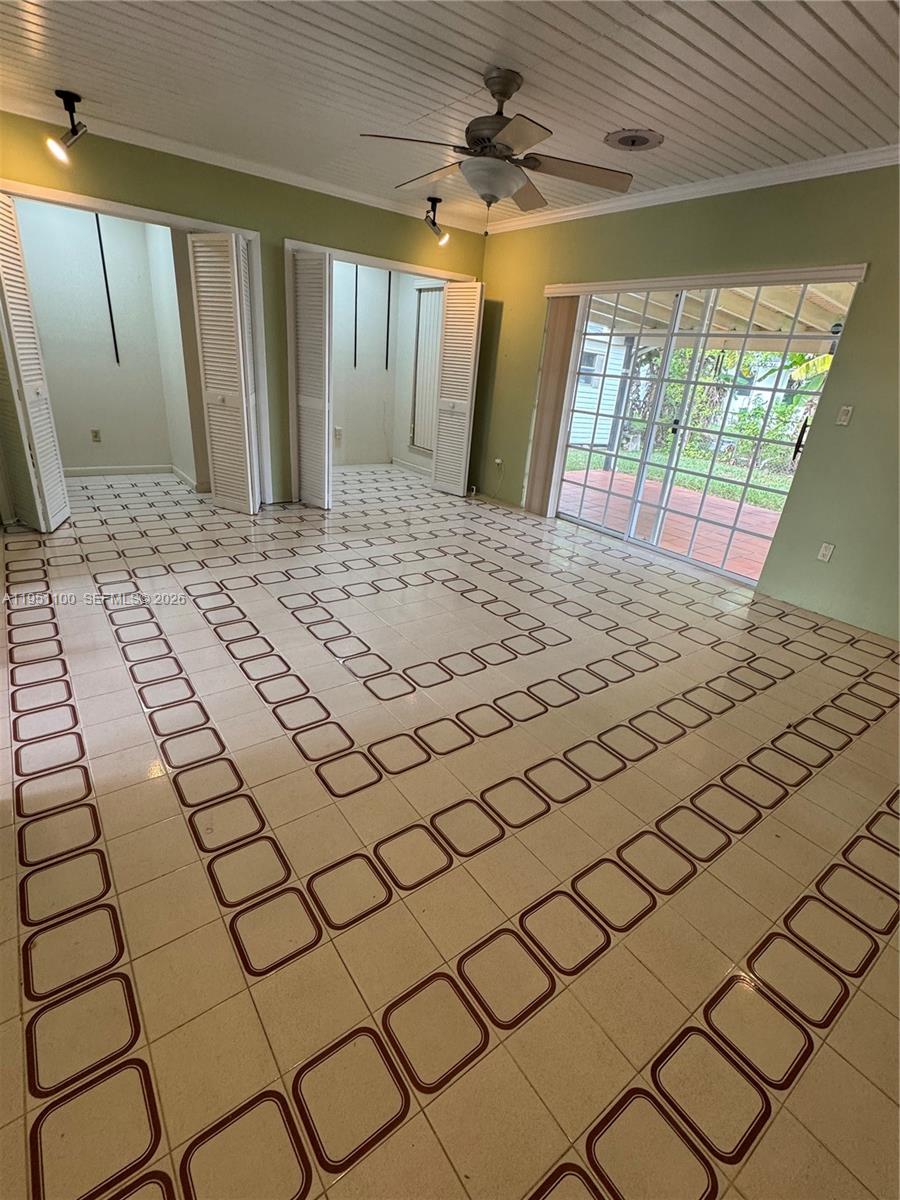 CORAL WAY VILLAGE SEC A P - Residential