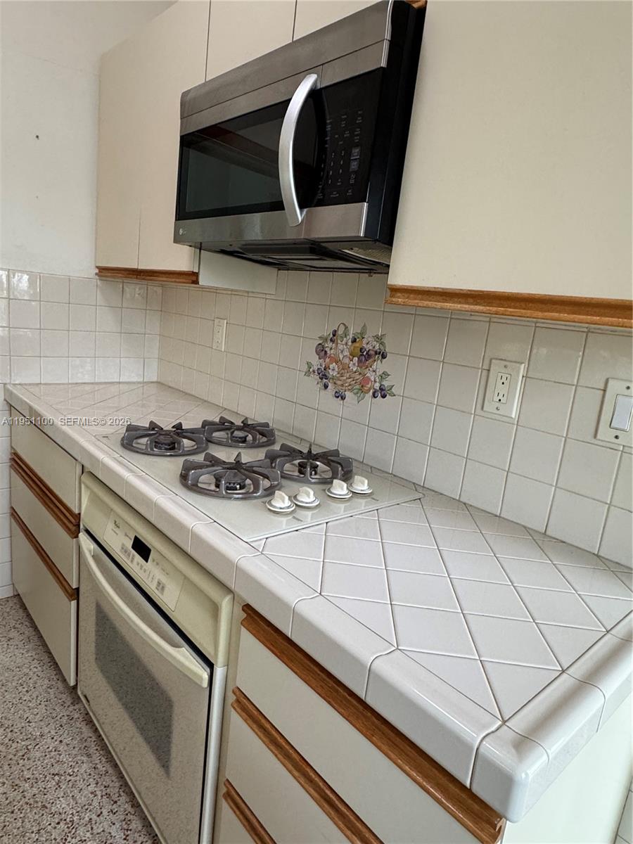 CORAL WAY VILLAGE SEC A P - Residential