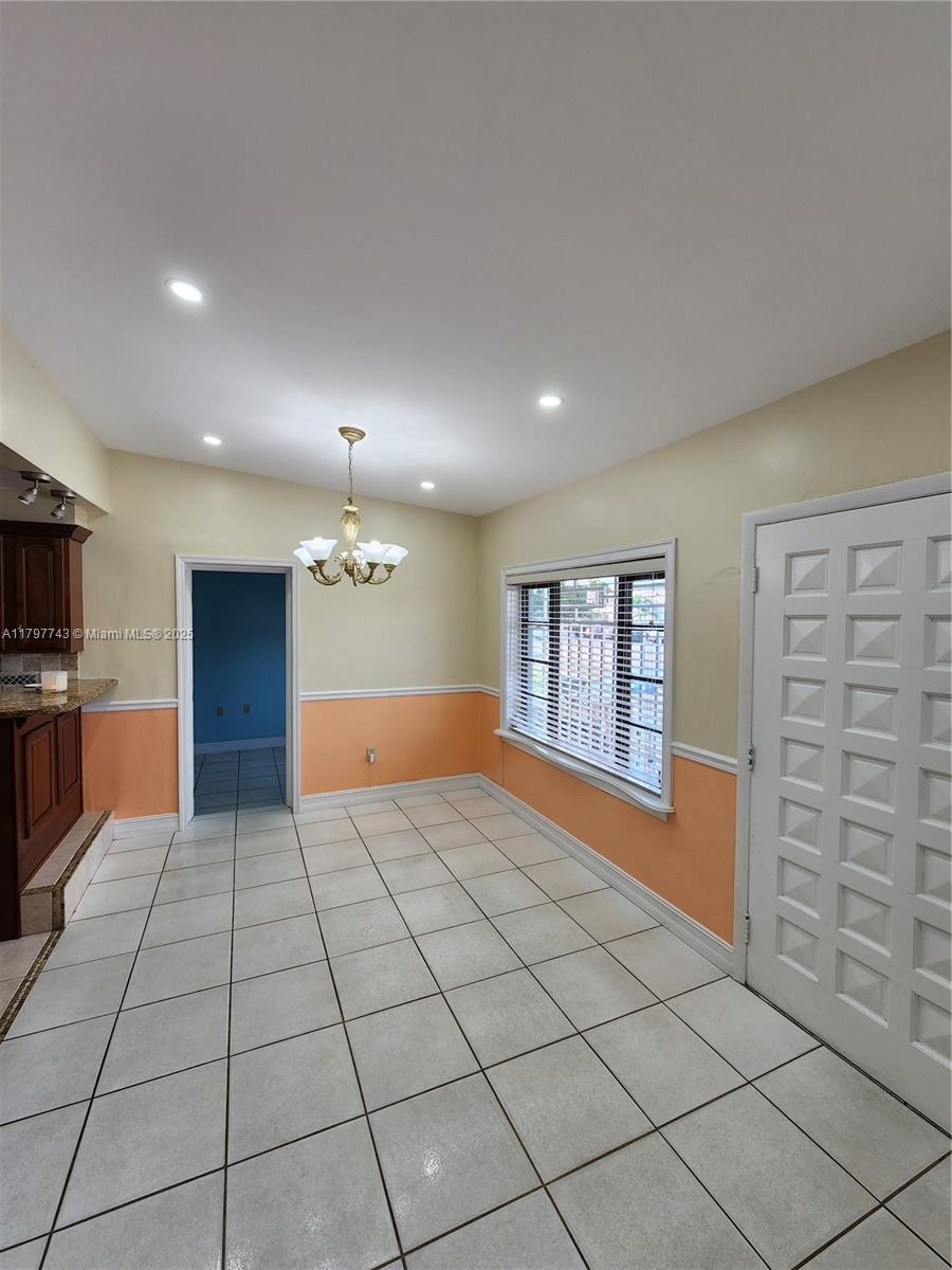 4100 NW 5th St 1