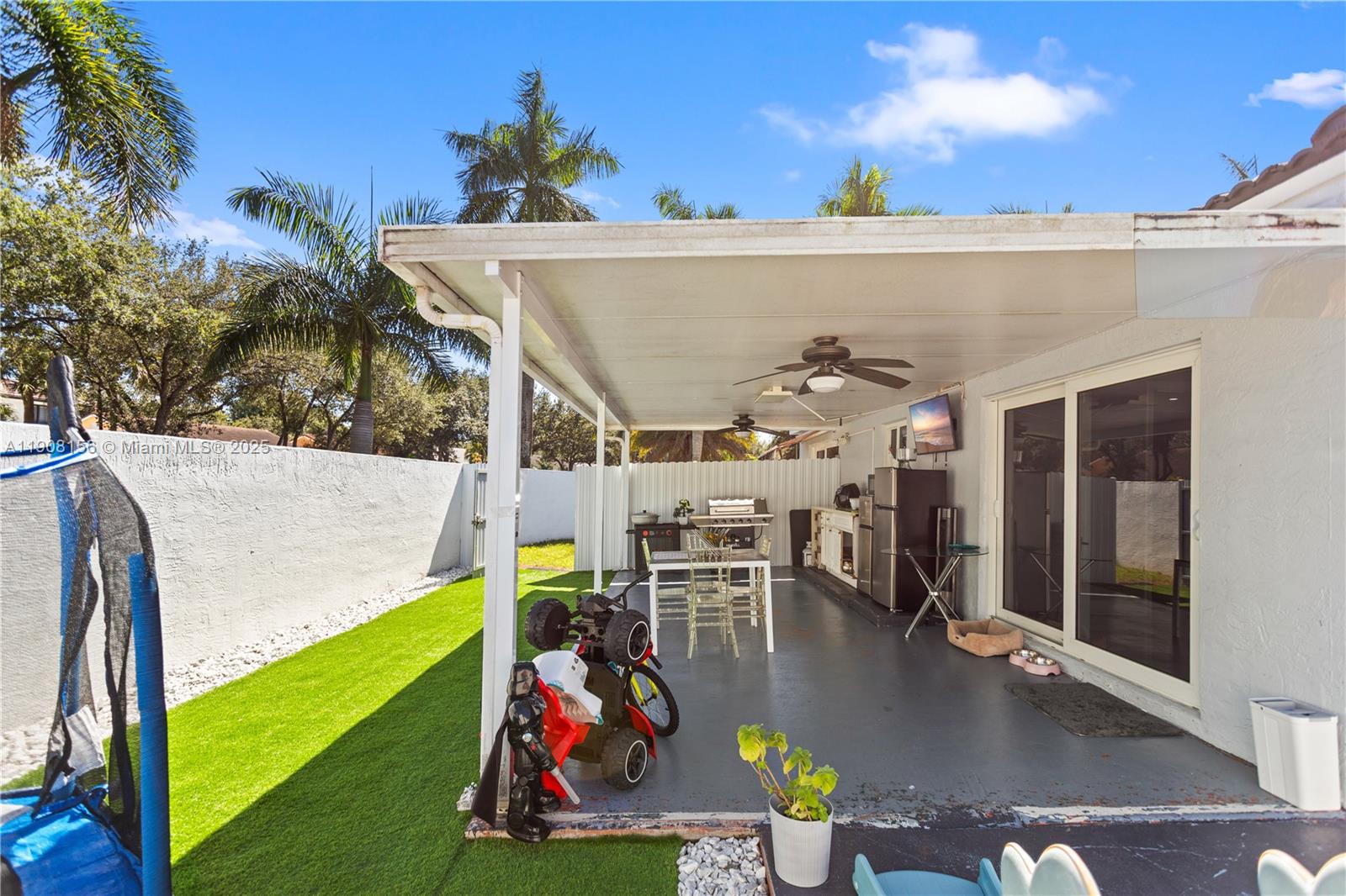 LAKES ON THE GREEN NORTH - Residential