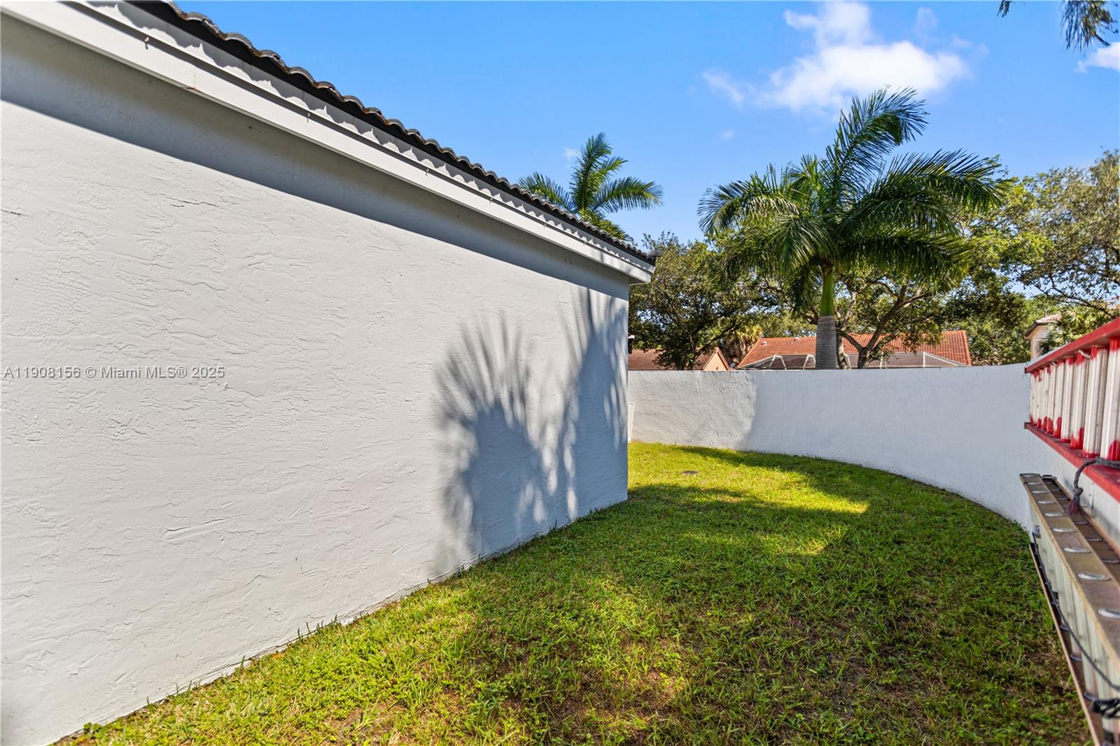 LAKES ON THE GREEN NORTH - Residential