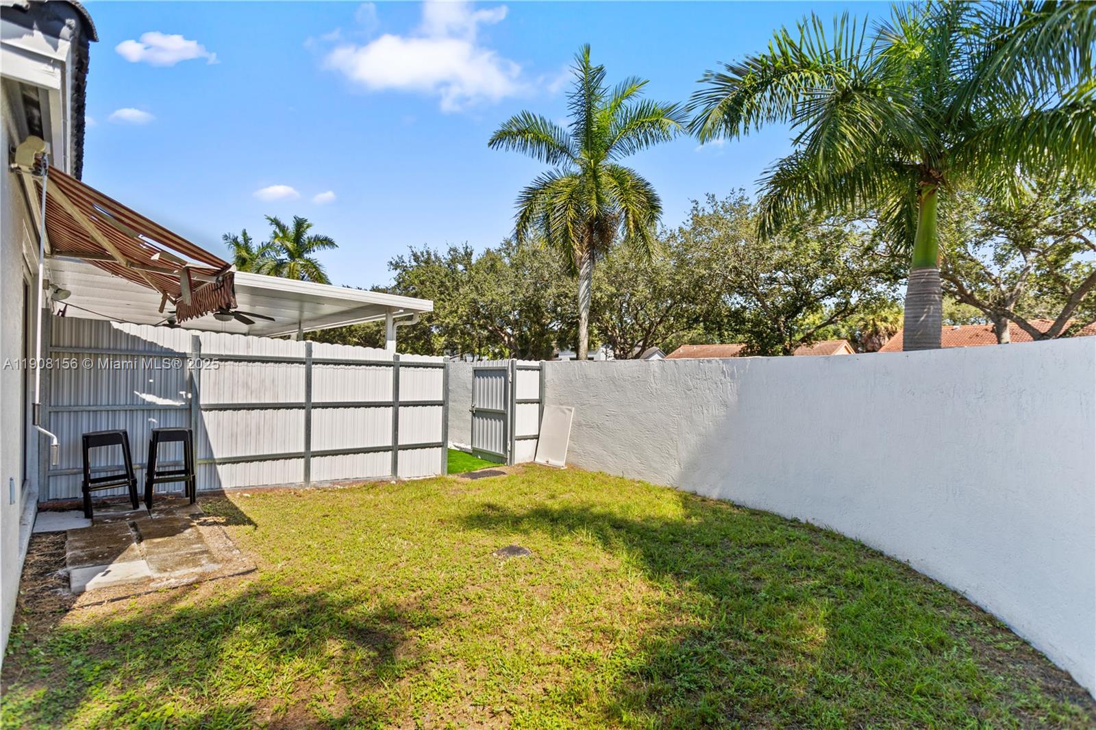 LAKES ON THE GREEN NORTH - Residential