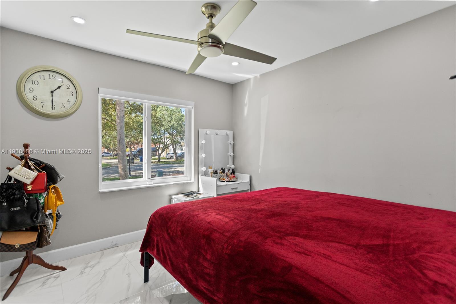 LAKES ON THE GREEN NORTH - Residential