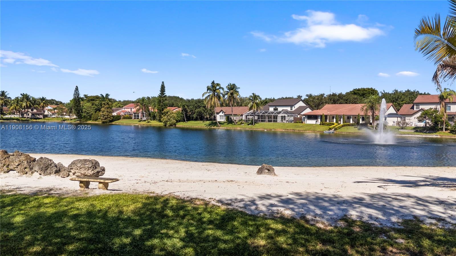 LAKES ON THE GREEN NORTH - Residential