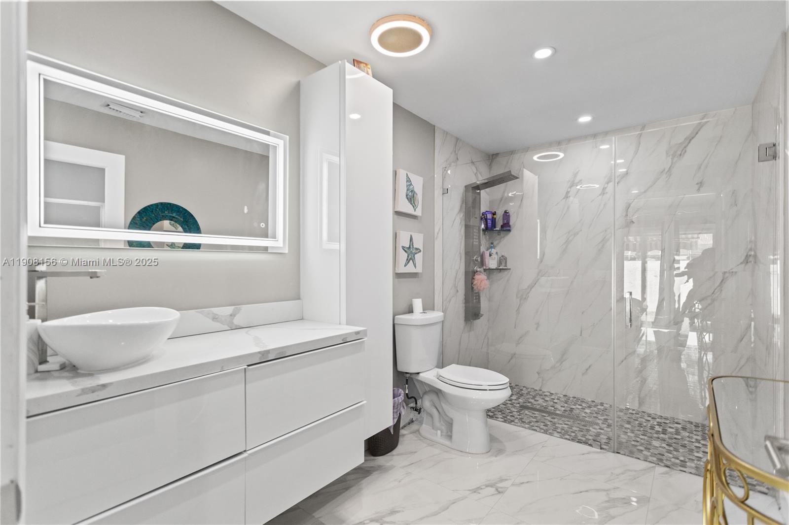 LAKES ON THE GREEN NORTH - Residential