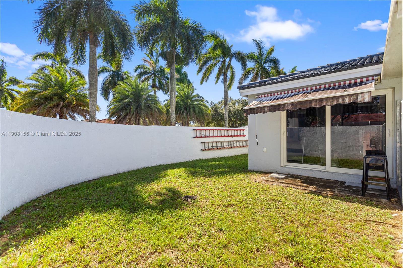 LAKES ON THE GREEN NORTH - Residential