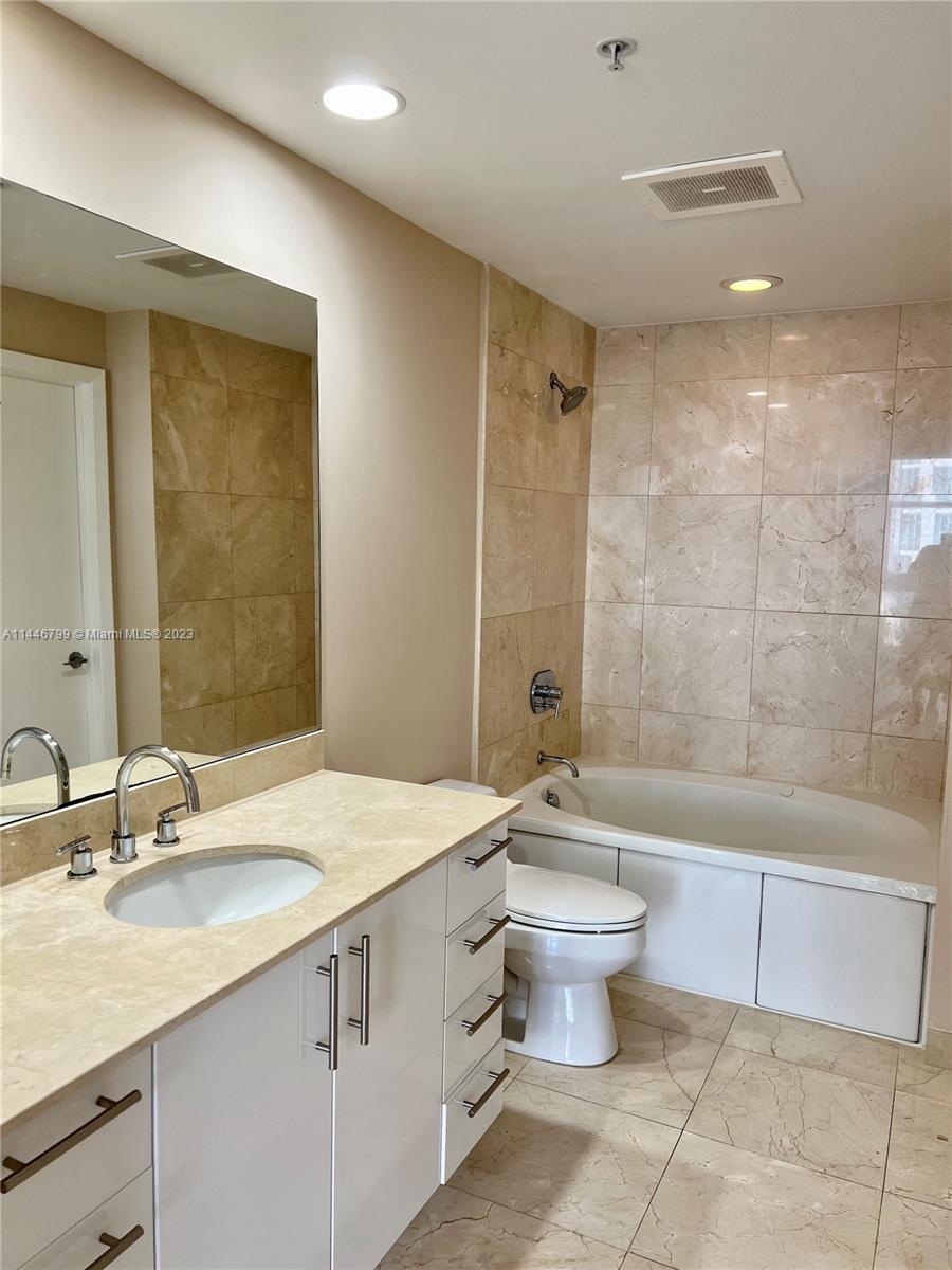 CITYPLACE SOUTH TOWER CON - Residential Lease