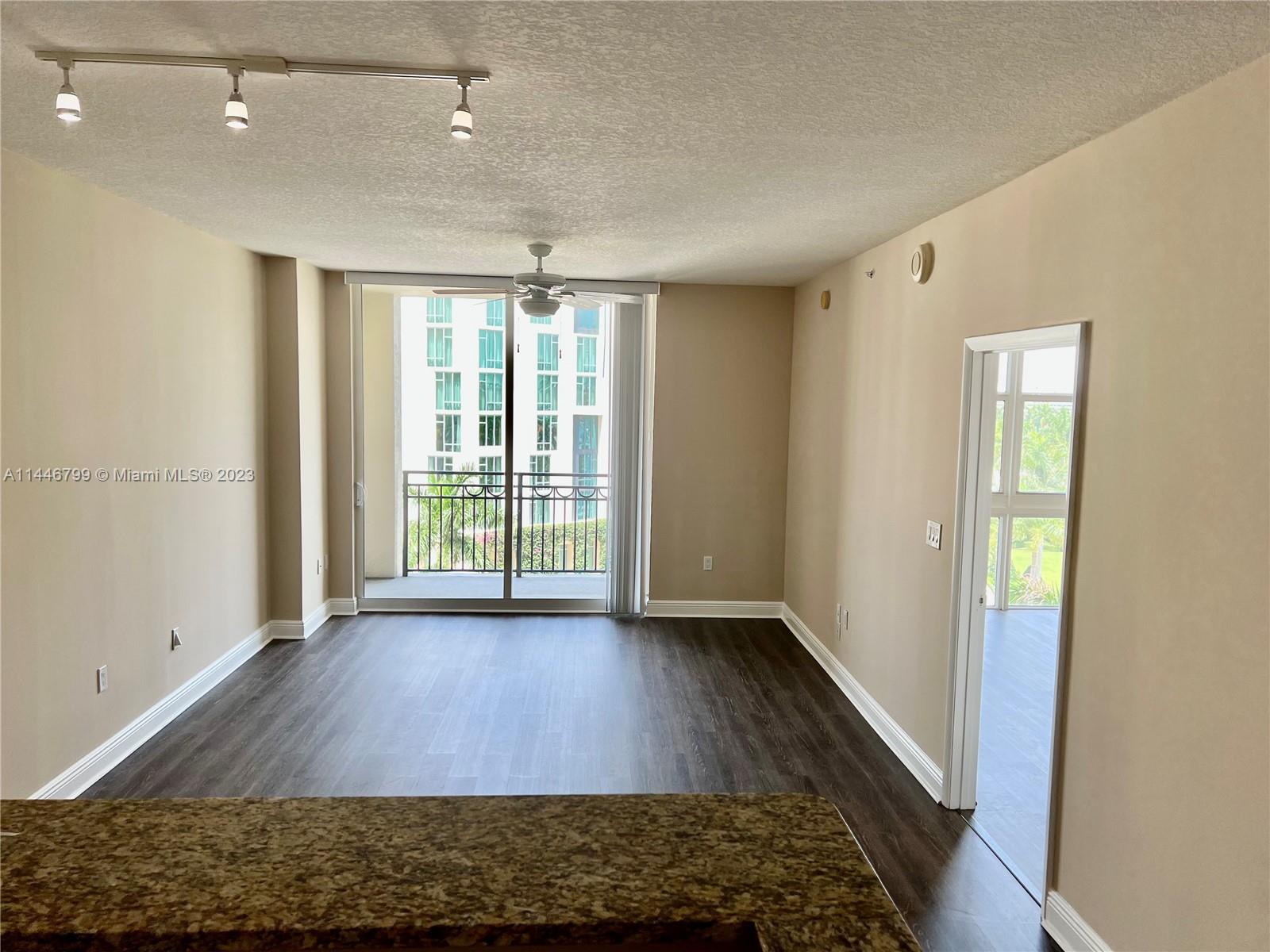 CITYPLACE SOUTH TOWER CON - Residential Lease