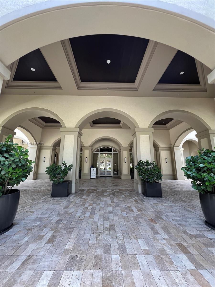 CITYPLACE SOUTH TOWER CON - Residential Lease