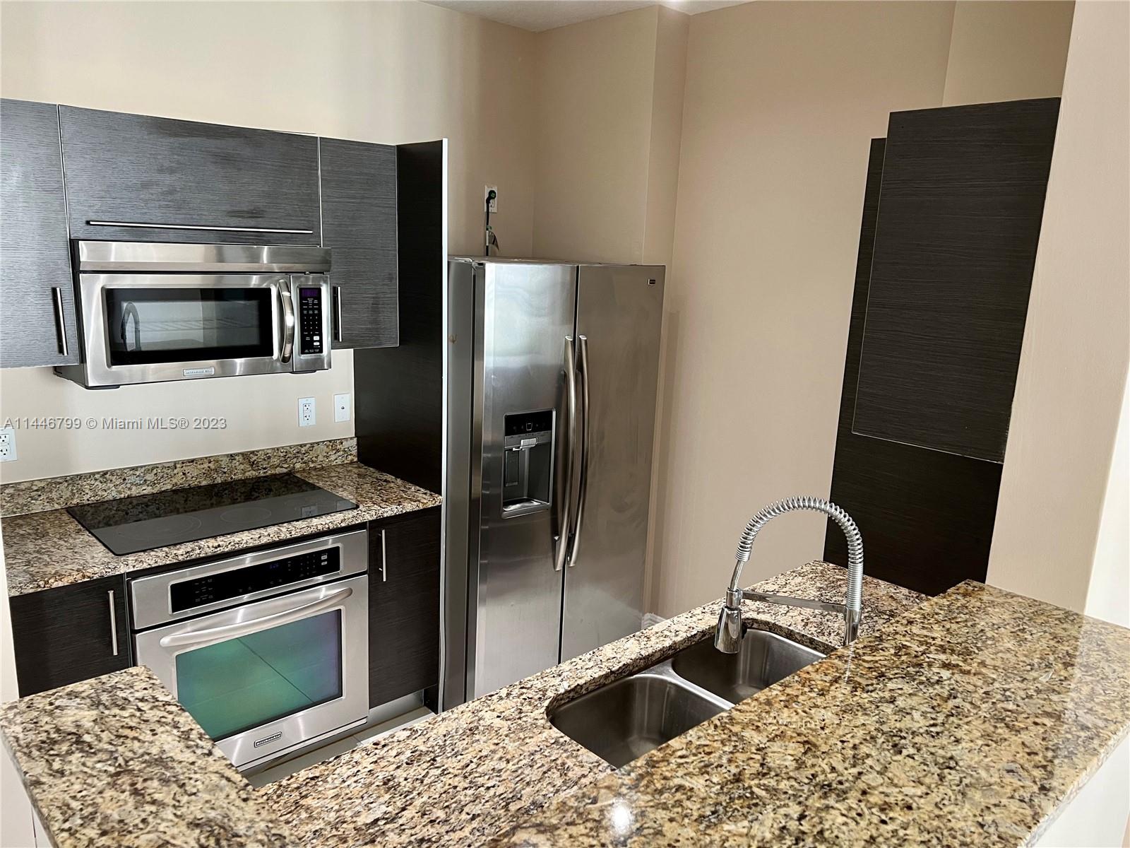 CITYPLACE SOUTH TOWER CON - Residential Lease