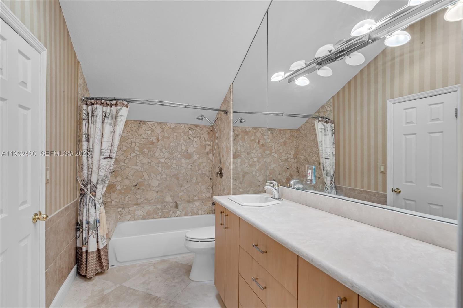 WOODMONT TRACT 62 - Residential