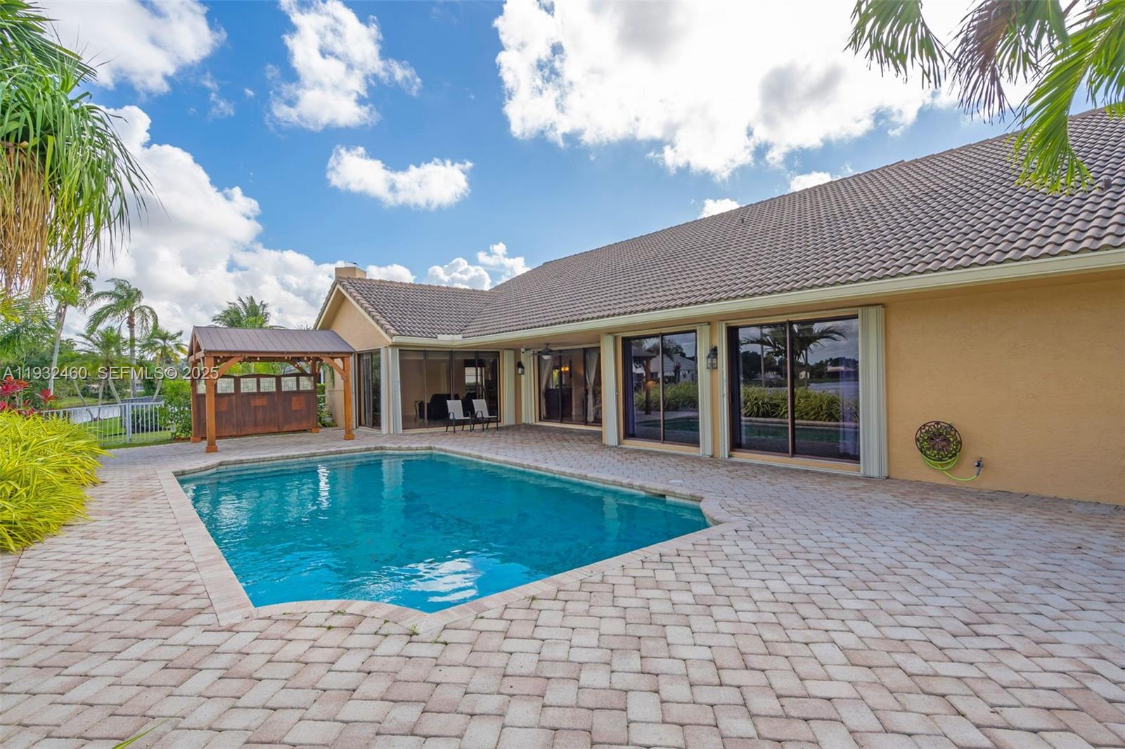 WOODMONT TRACT 62 - Residential