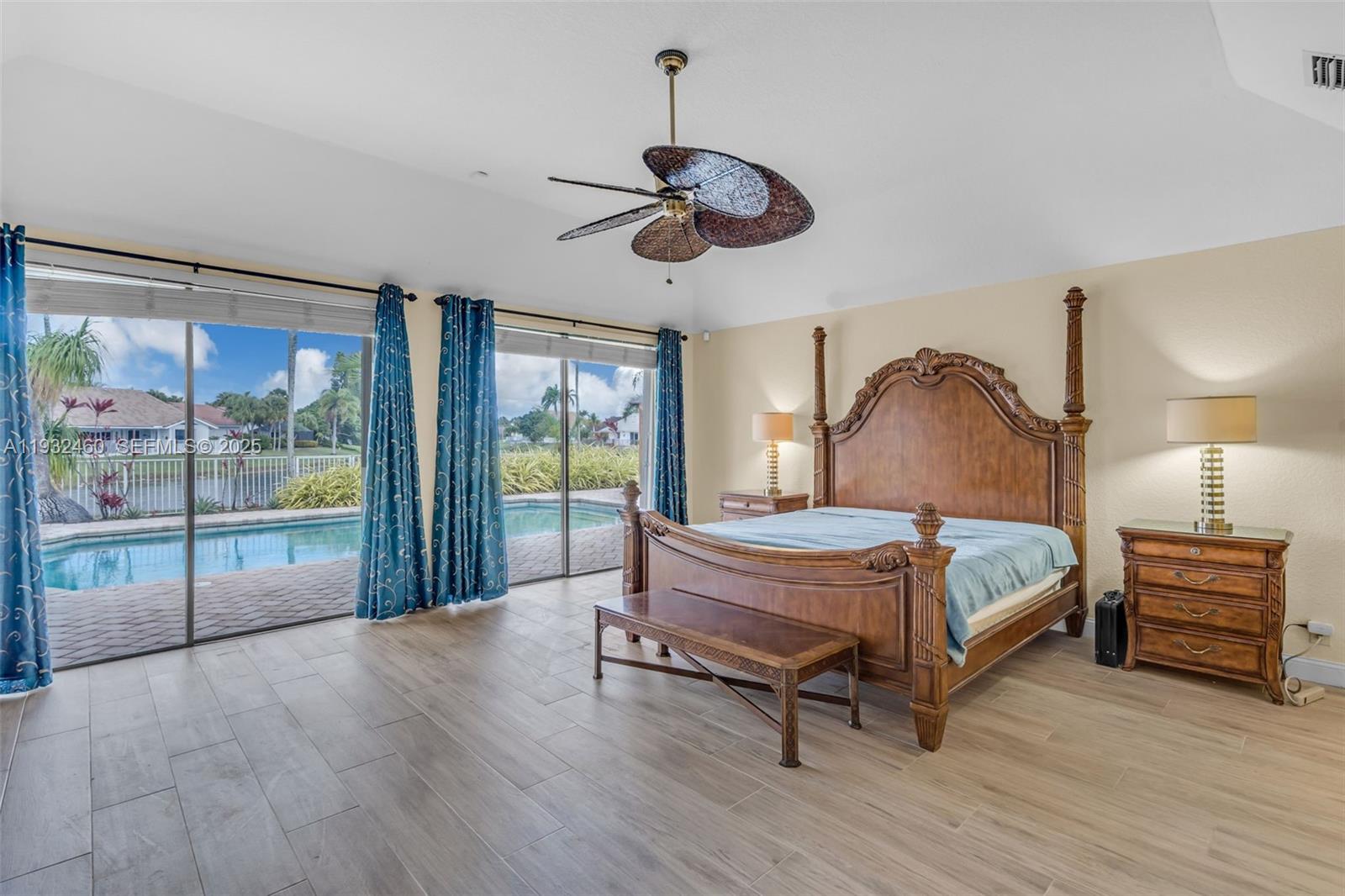 WOODMONT TRACT 62 - Residential