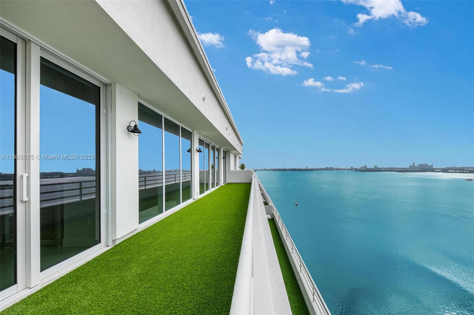 The Hamilton - Residential Lease