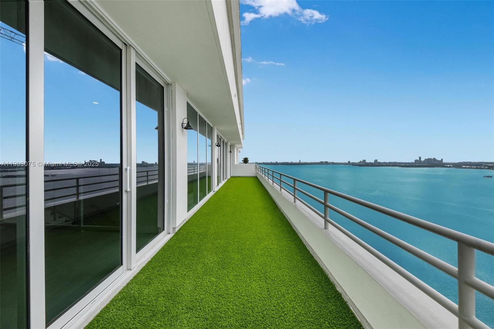 The Hamilton - Residential Lease