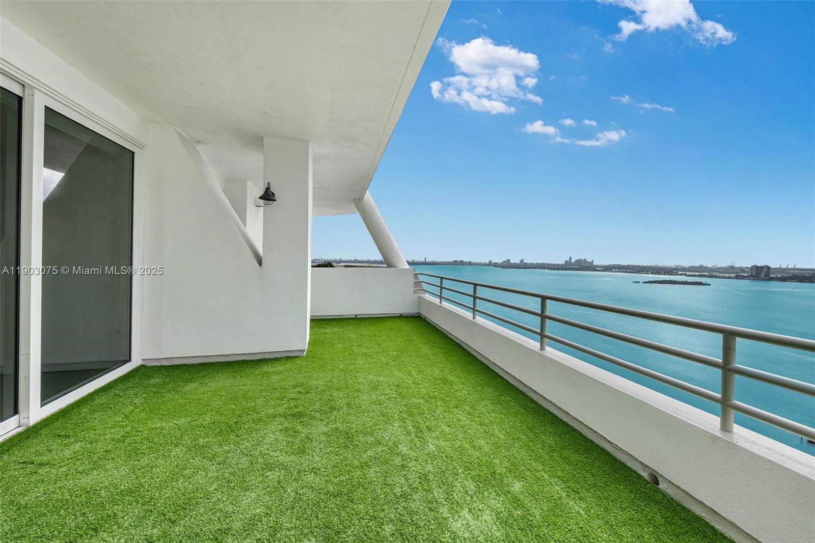 The Hamilton - Residential Lease