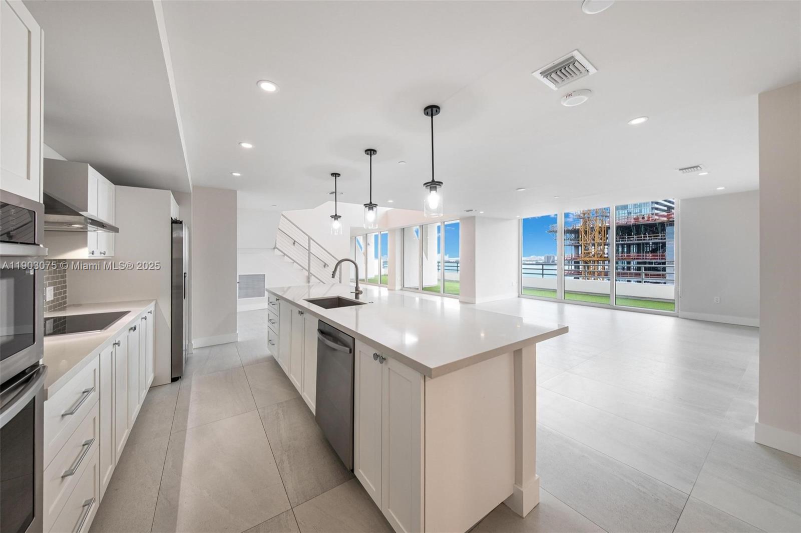 The Hamilton - Residential Lease