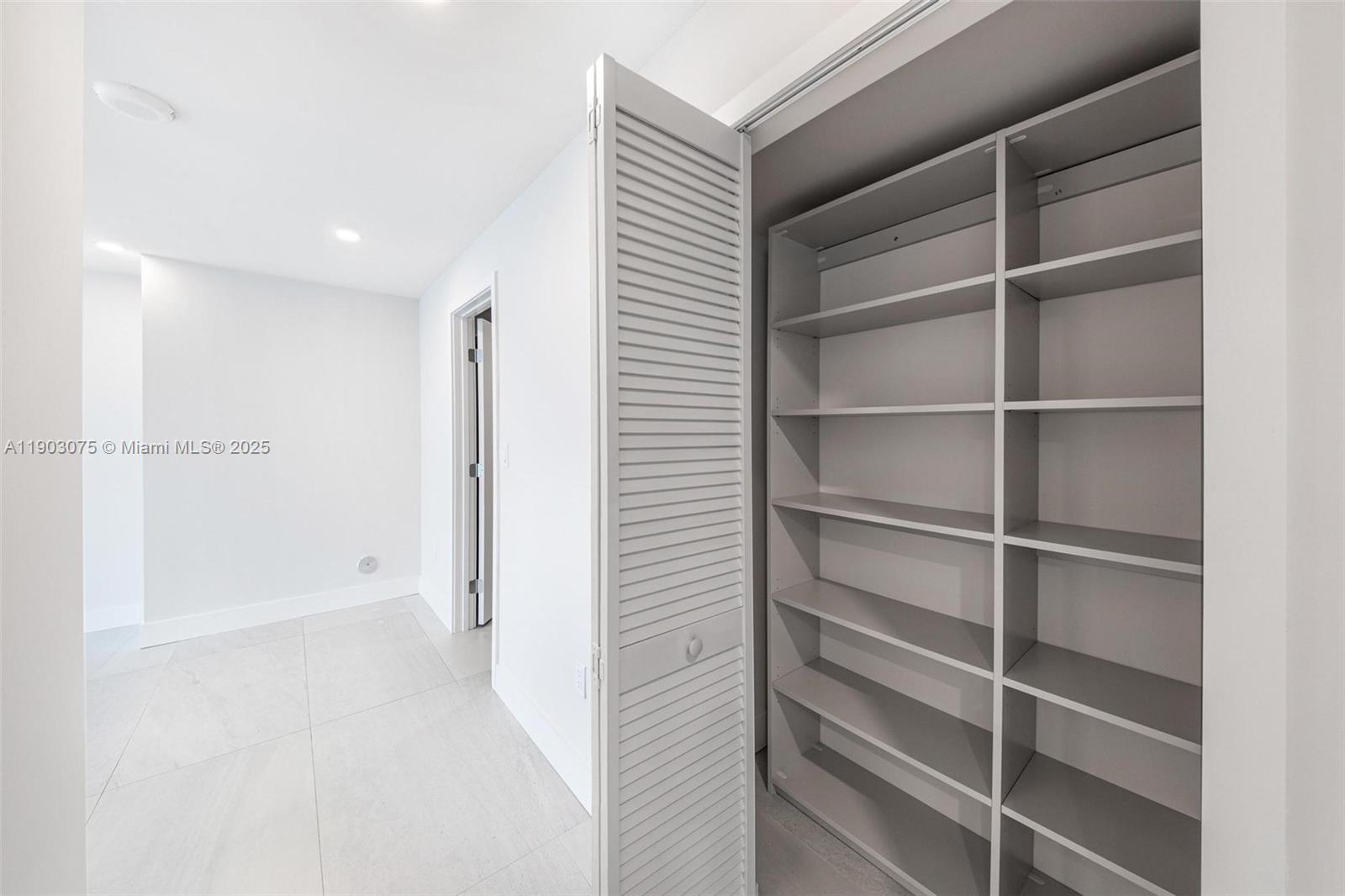 The Hamilton - Residential Lease