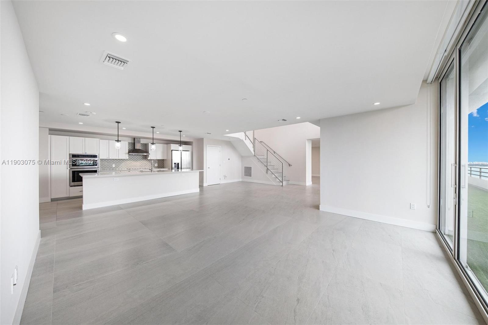 The Hamilton - Residential Lease