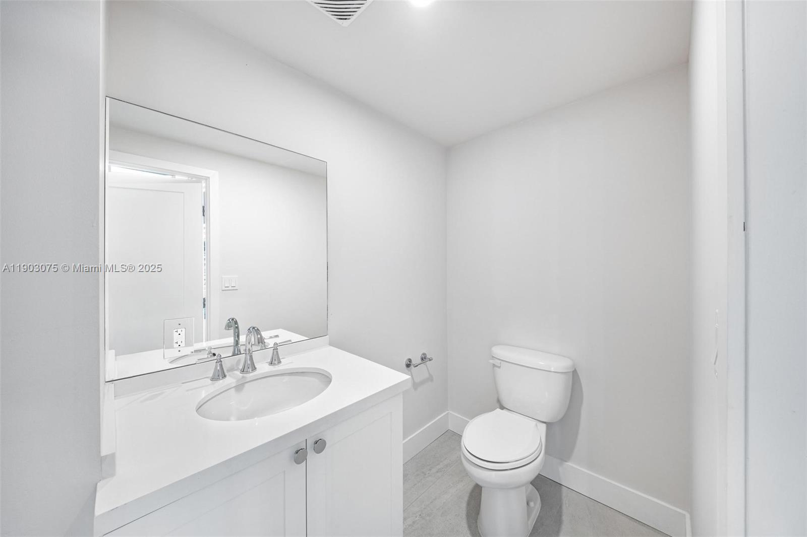 The Hamilton - Residential Lease