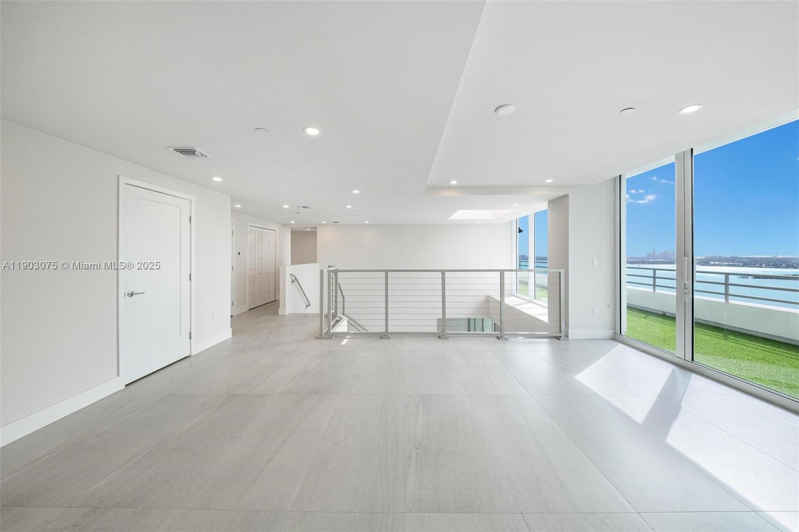 The Hamilton - Residential Lease