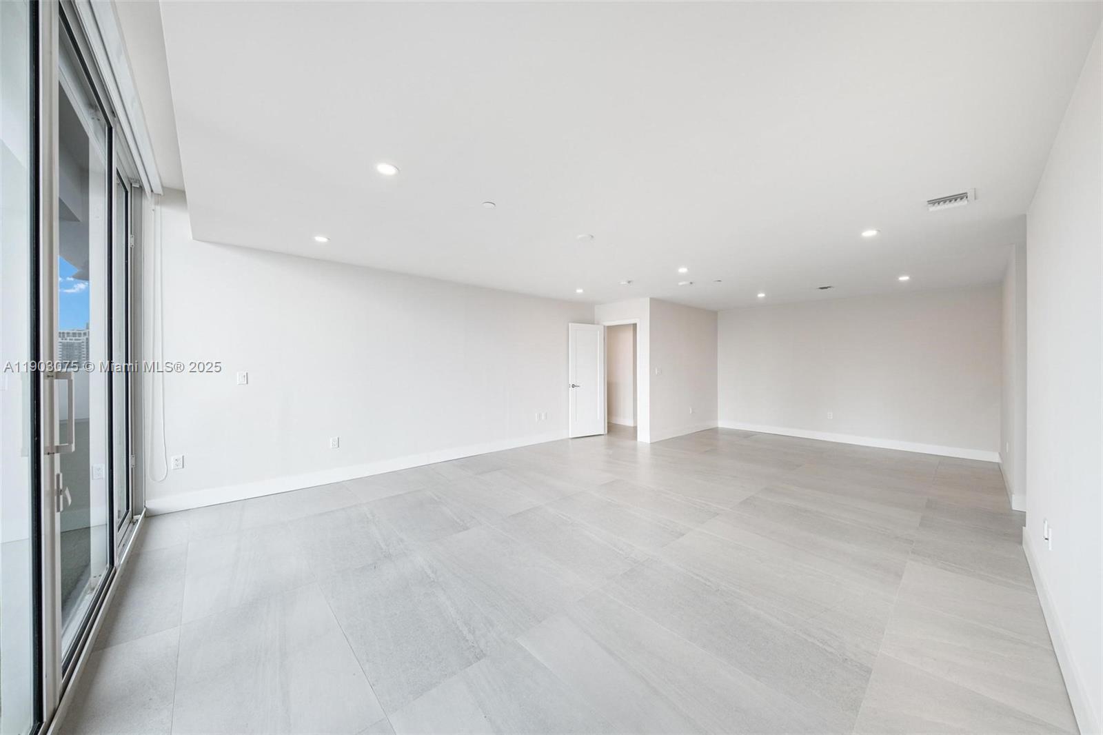 The Hamilton - Residential Lease