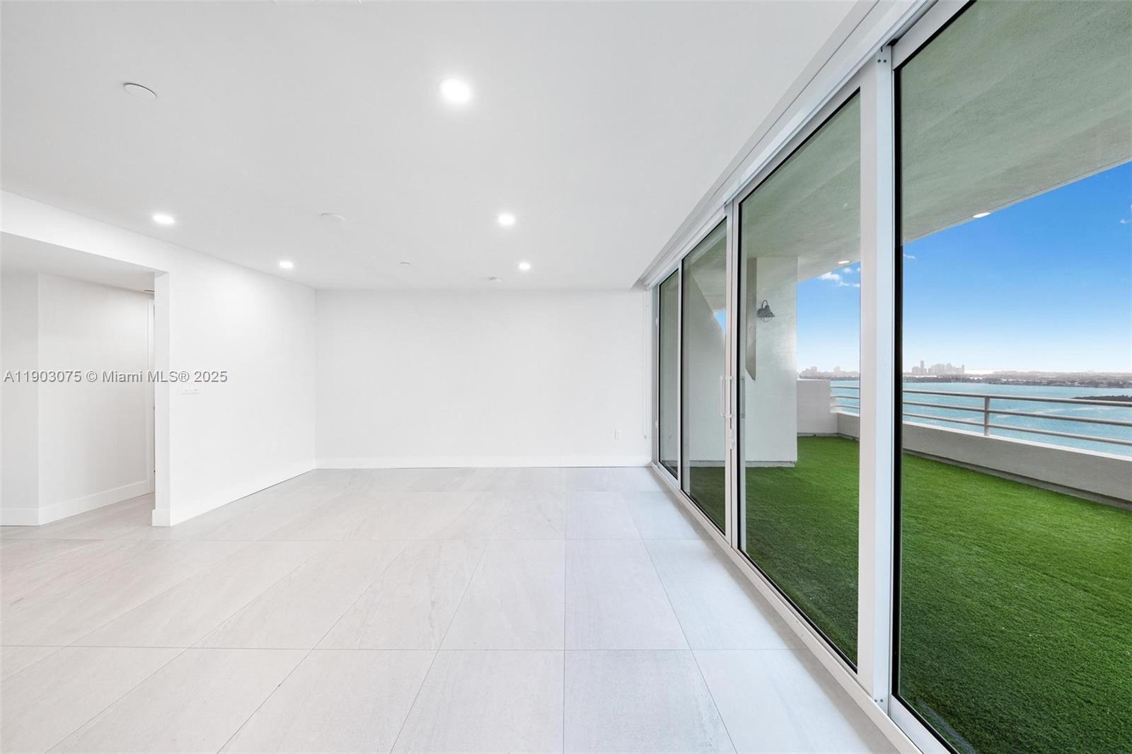 The Hamilton - Residential Lease