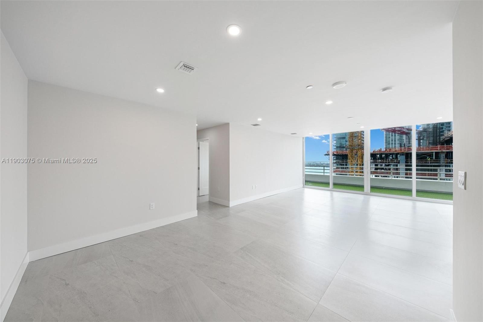 The Hamilton - Residential Lease