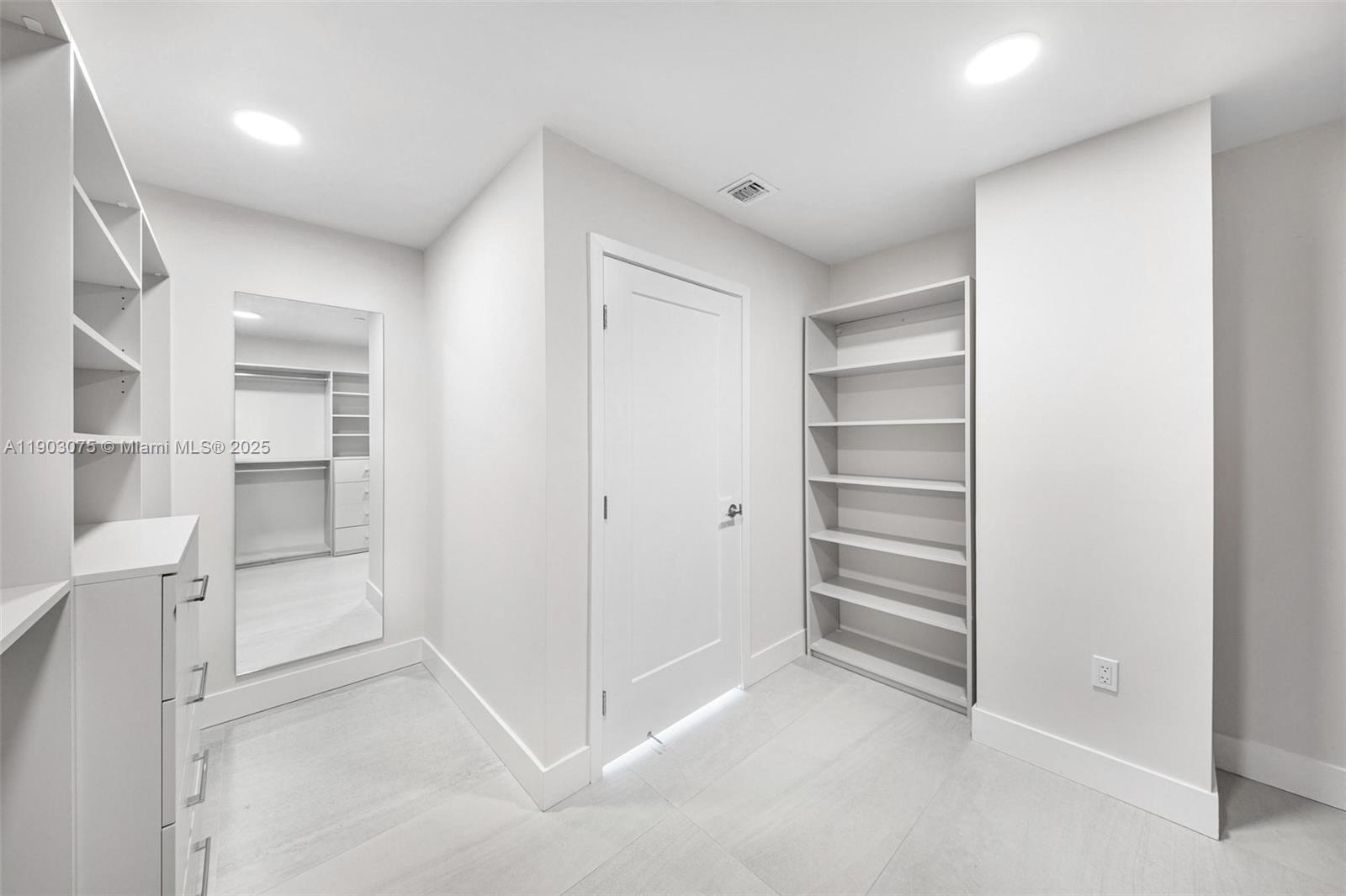 The Hamilton - Residential Lease