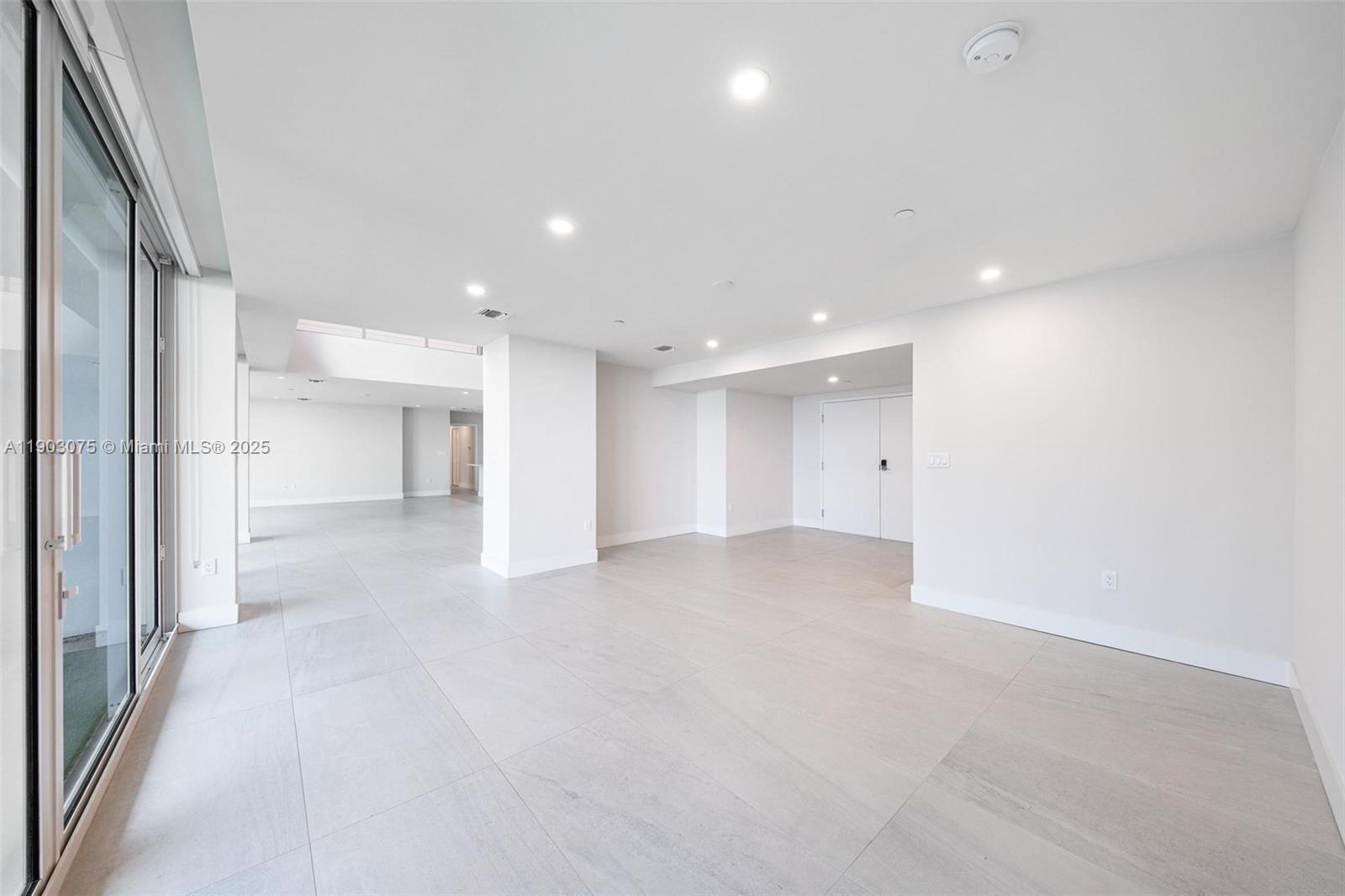 The Hamilton - Residential Lease