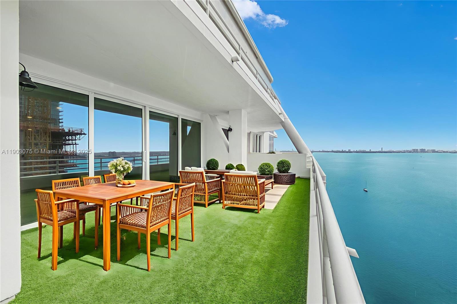 The Hamilton - Residential Lease