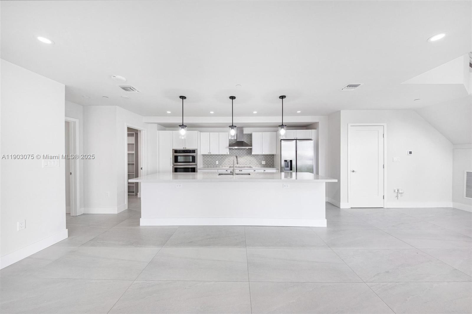 The Hamilton - Residential Lease