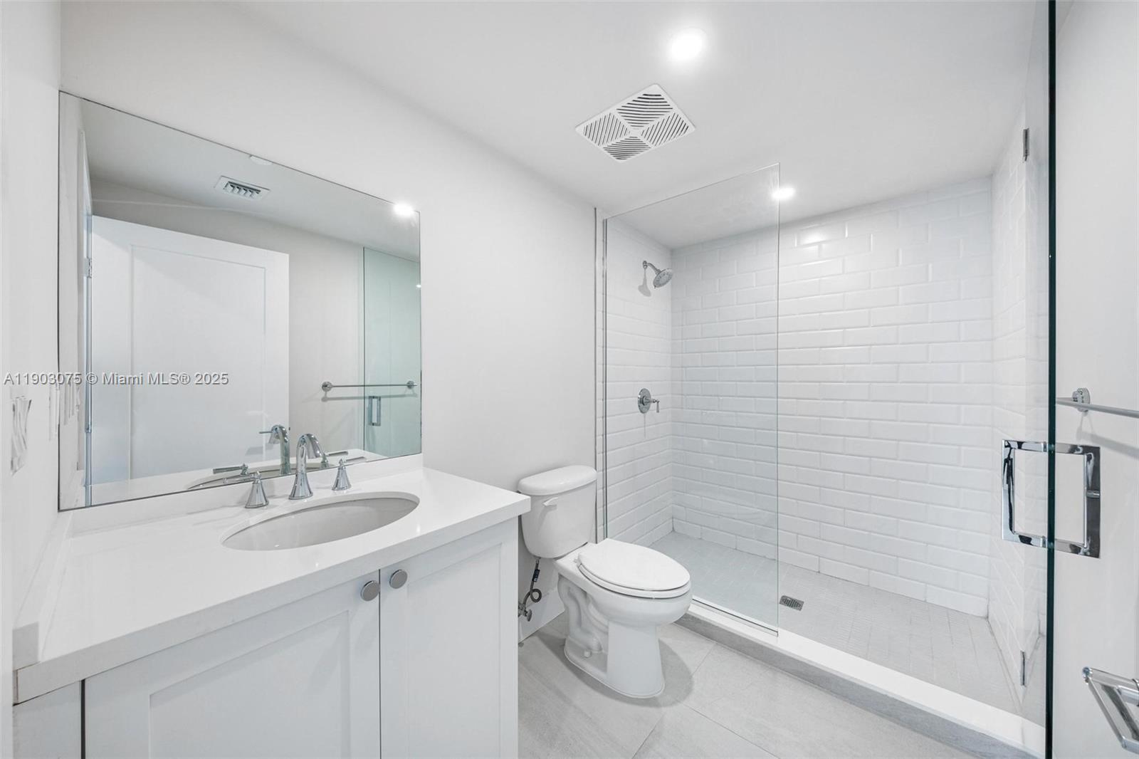 The Hamilton - Residential Lease