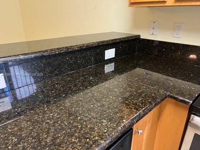 THE COURTS AT BAYSHORE I - Residential