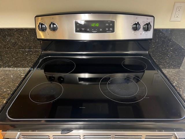 THE COURTS AT BAYSHORE I - Residential