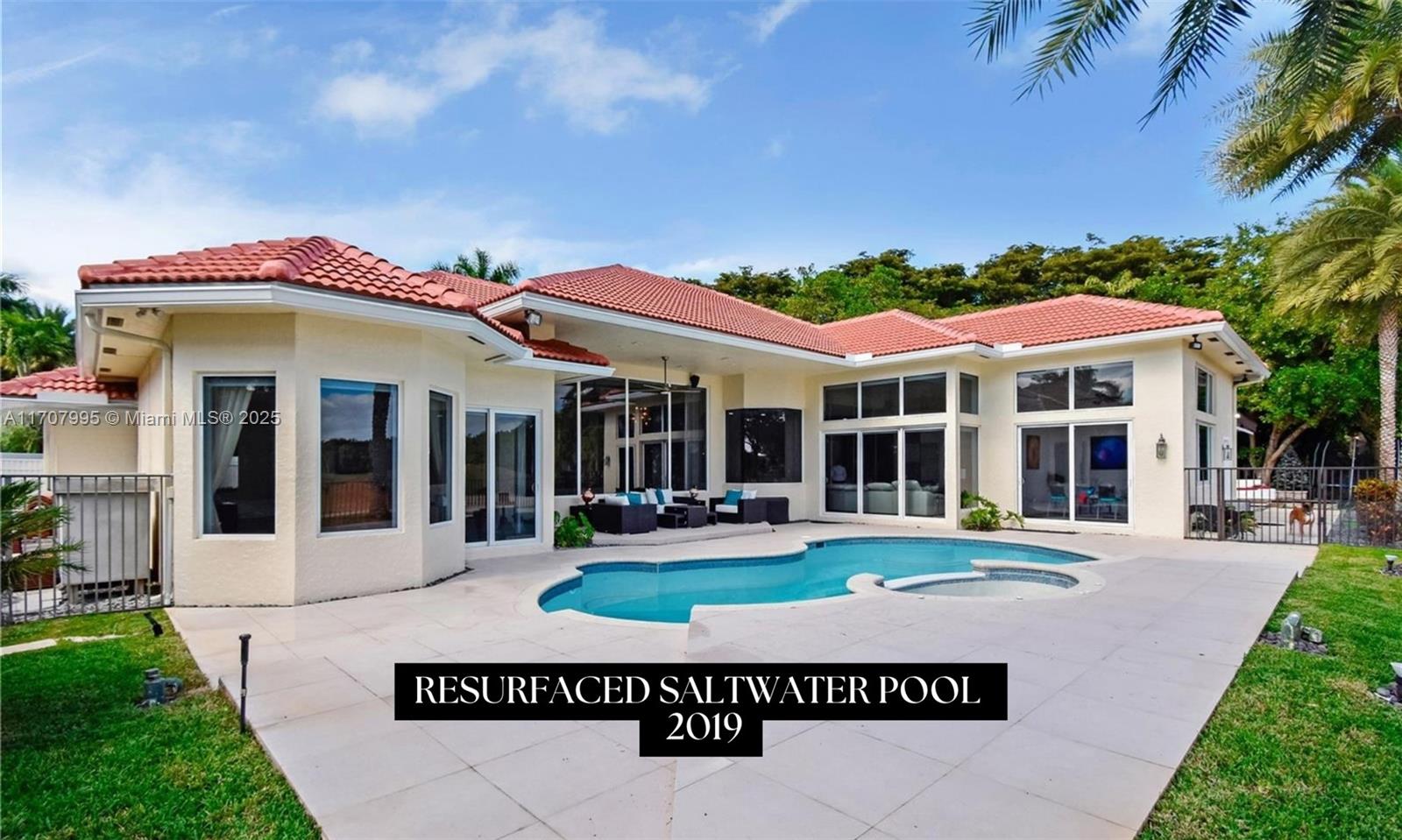 2445 Provence Cir