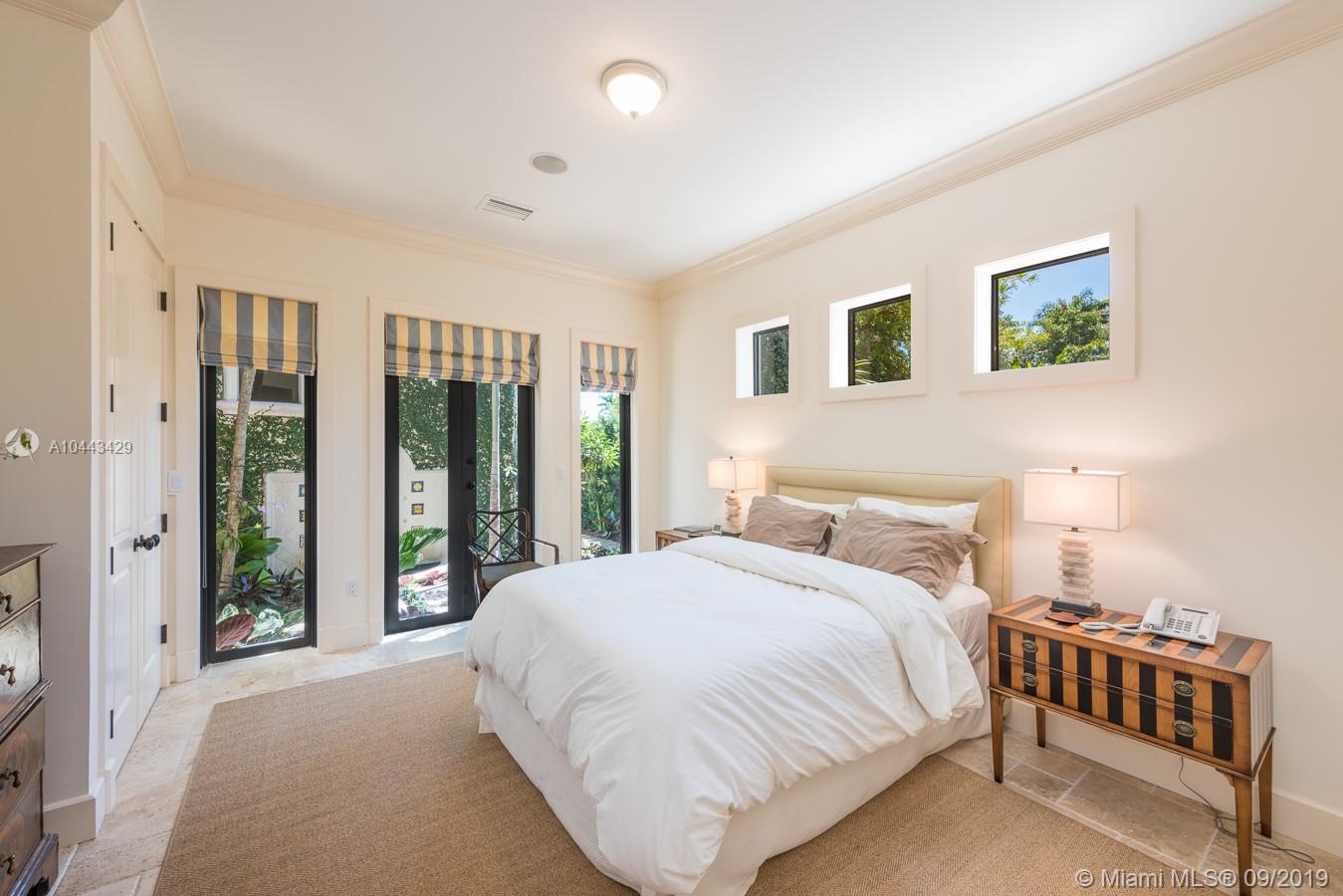 SAN MARINO ISLAND - Residential