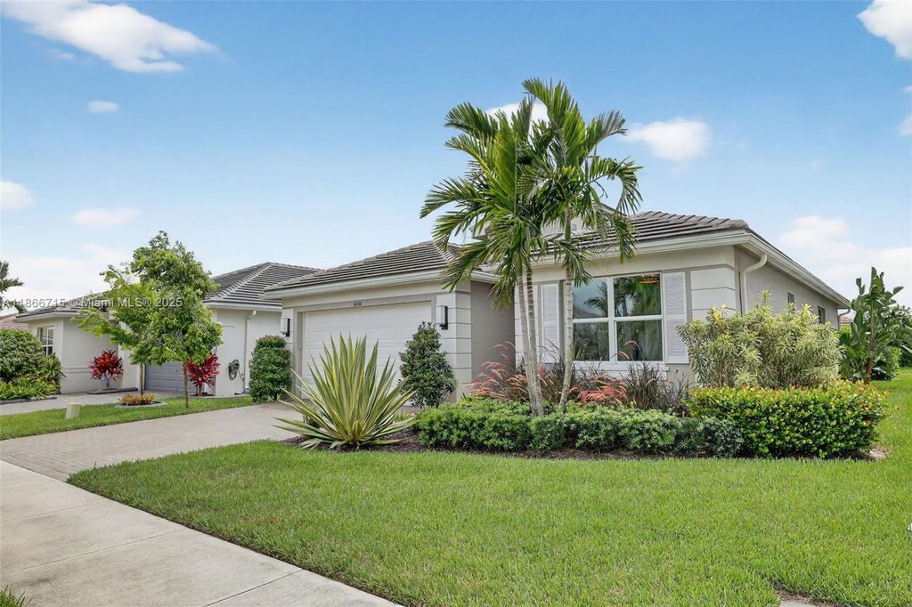 Photo of 16700 SW Osprey Falls Way, Port St Lucie, FL 34987 (MLS # A11866715)