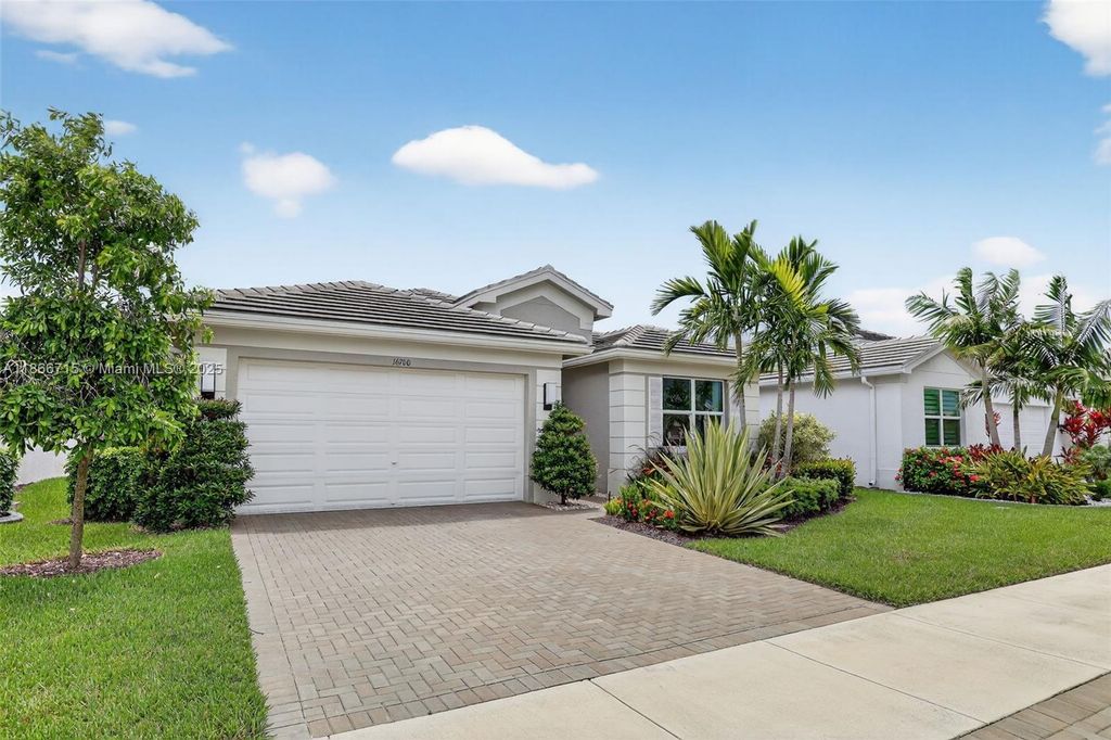Photo of 16700 SW Osprey Falls Way, Port St Lucie, FL 34987 (MLS # A11866715)