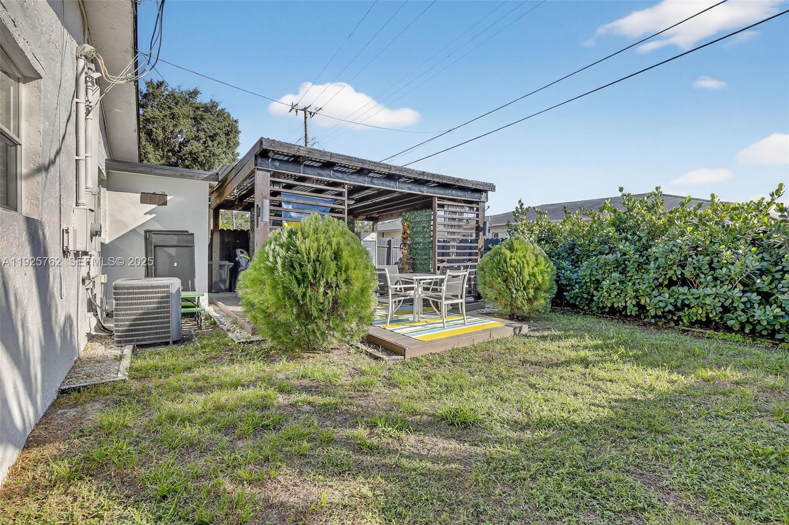 LIBERIA - Residential