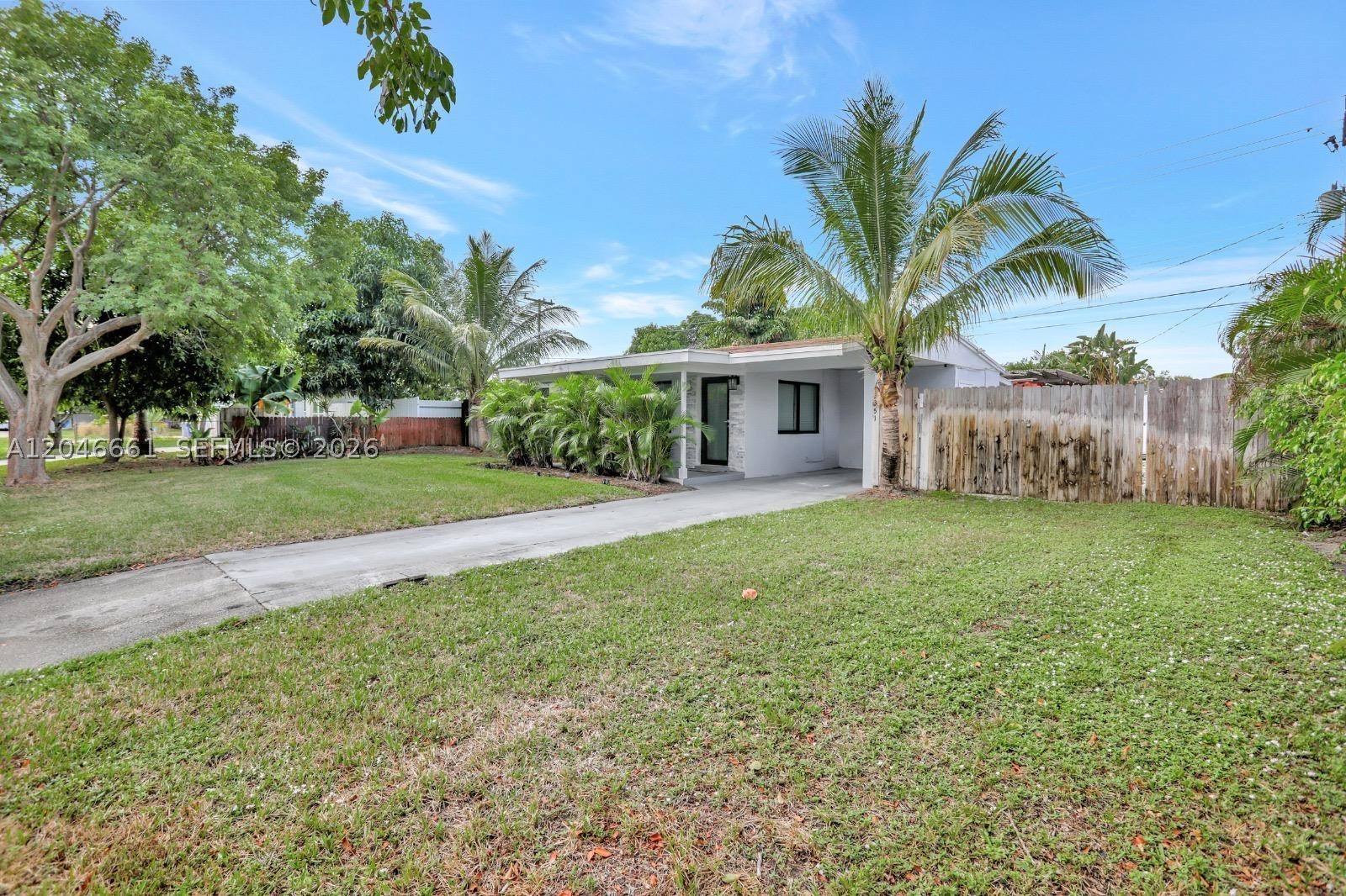 Photo 1 of 26 — 3351 NE 12th Ter, Pompano Beach, FL 33064