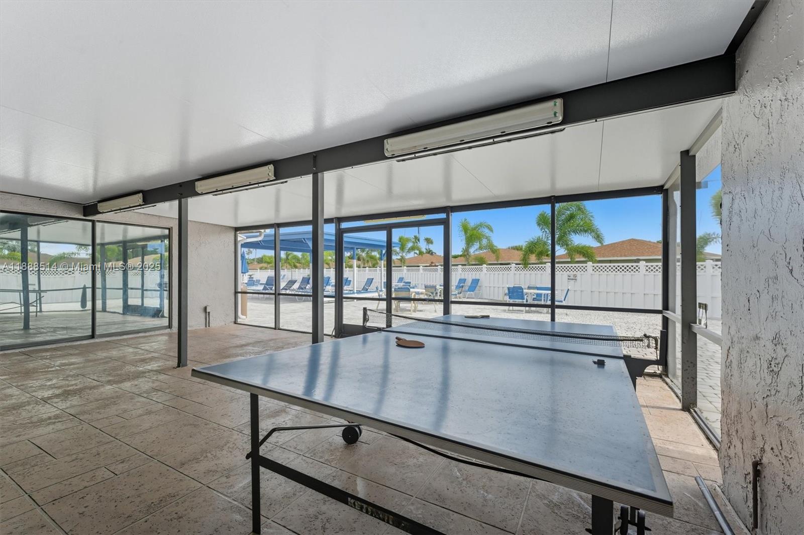 CAMELOT VILLAGE SEC 4 - Residential