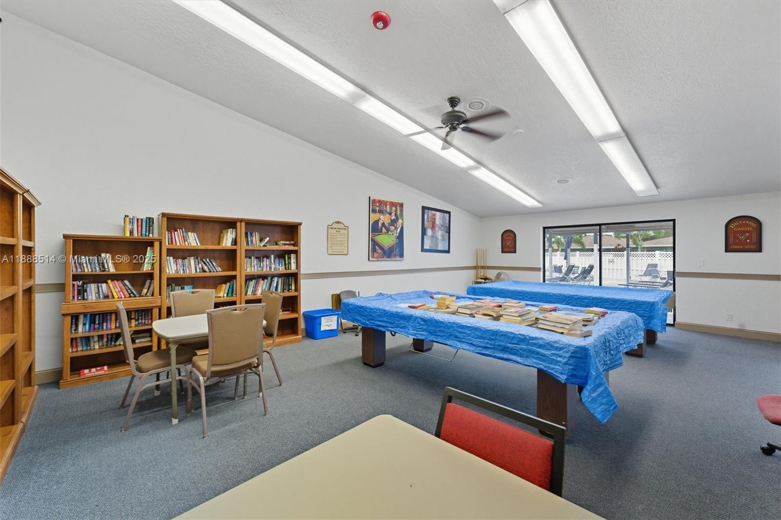 CAMELOT VILLAGE SEC 4 - Residential