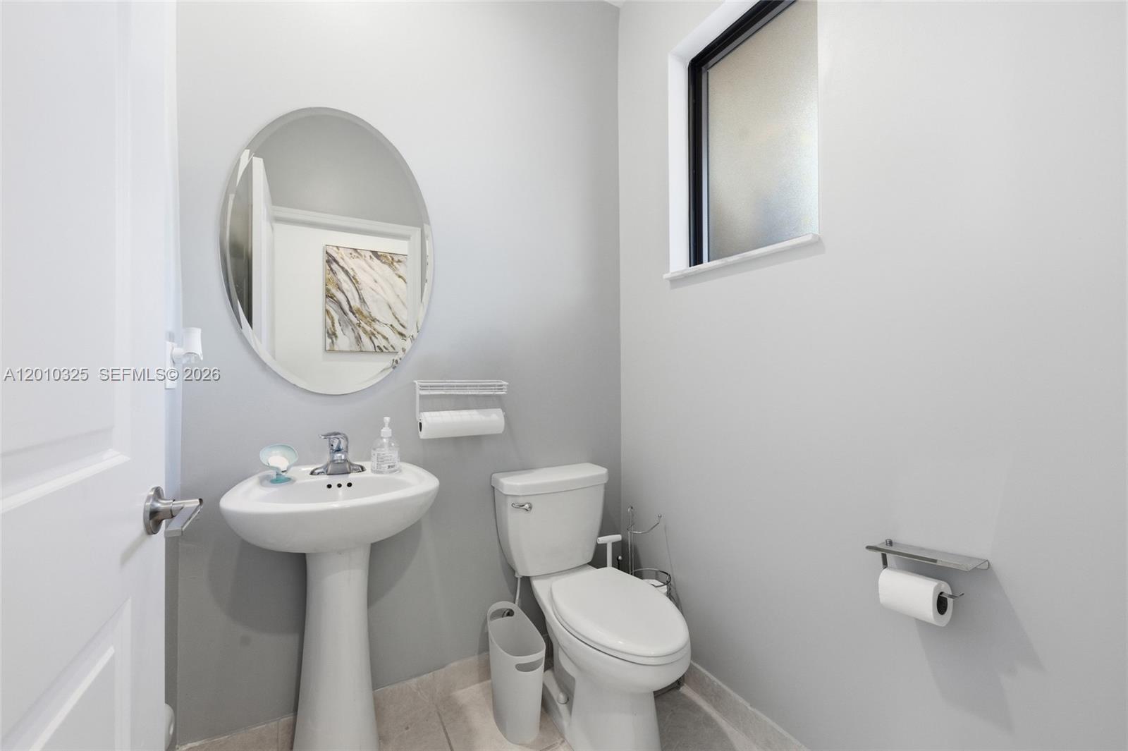 VIA VENTURA NEIGHBORHOOD - Residential