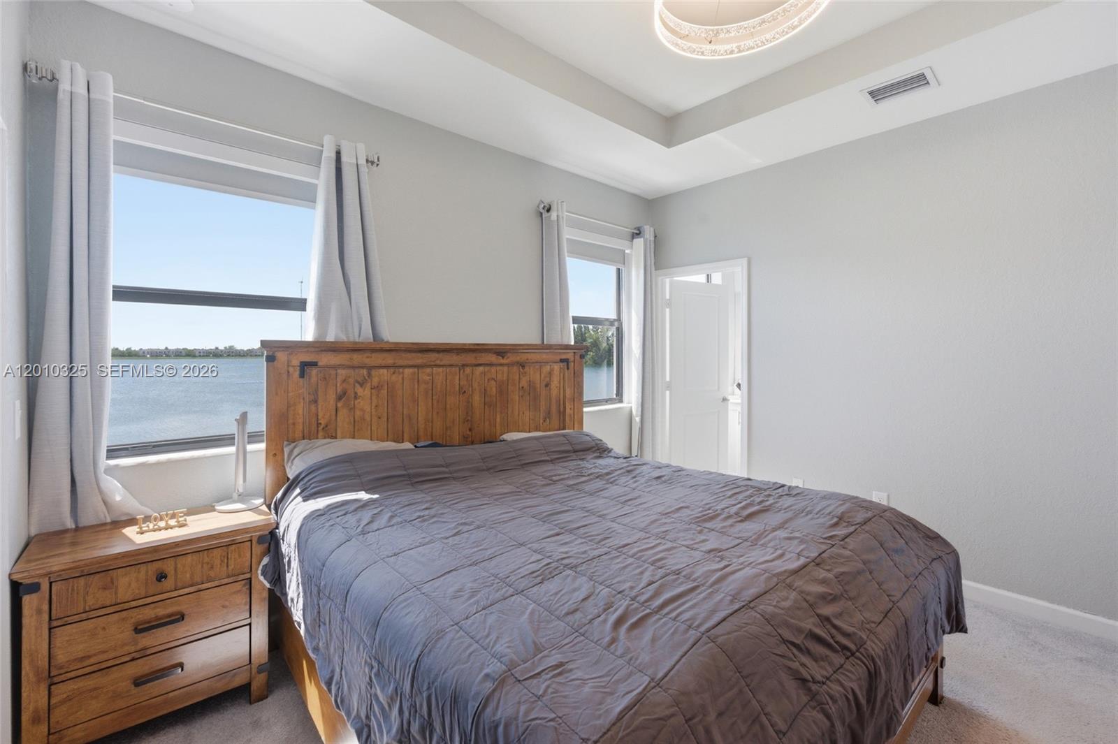 VIA VENTURA NEIGHBORHOOD - Residential