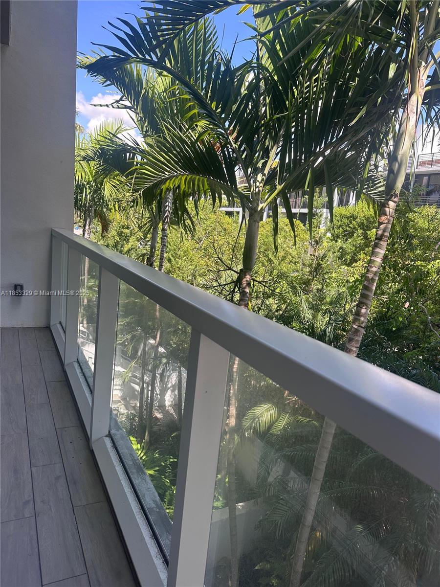 BAY HARBOR ISLAND - Residential Lease