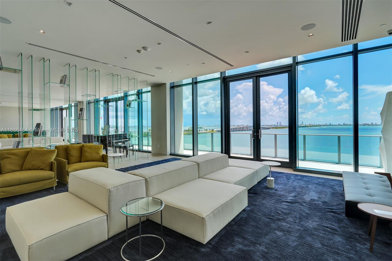 ONE PARAISO CONDO - Residential