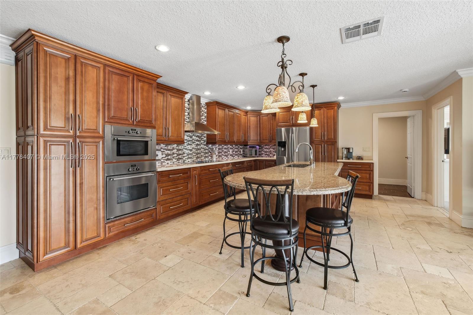 2200 NW 66th Ave