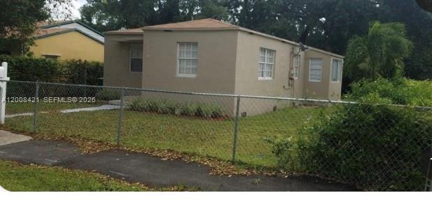 N MIAMI ESTATES - Residential